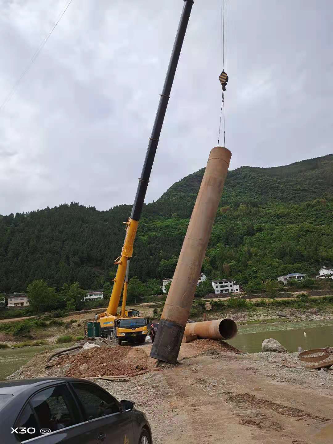 跨越江河，鋪就民生發(fā)展管道