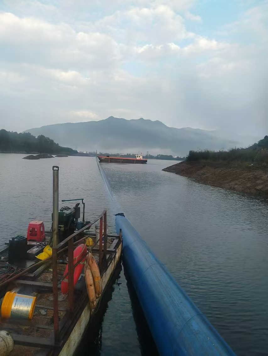 沉管安裝：跨越江海，開創(chuàng)水下基建新格局